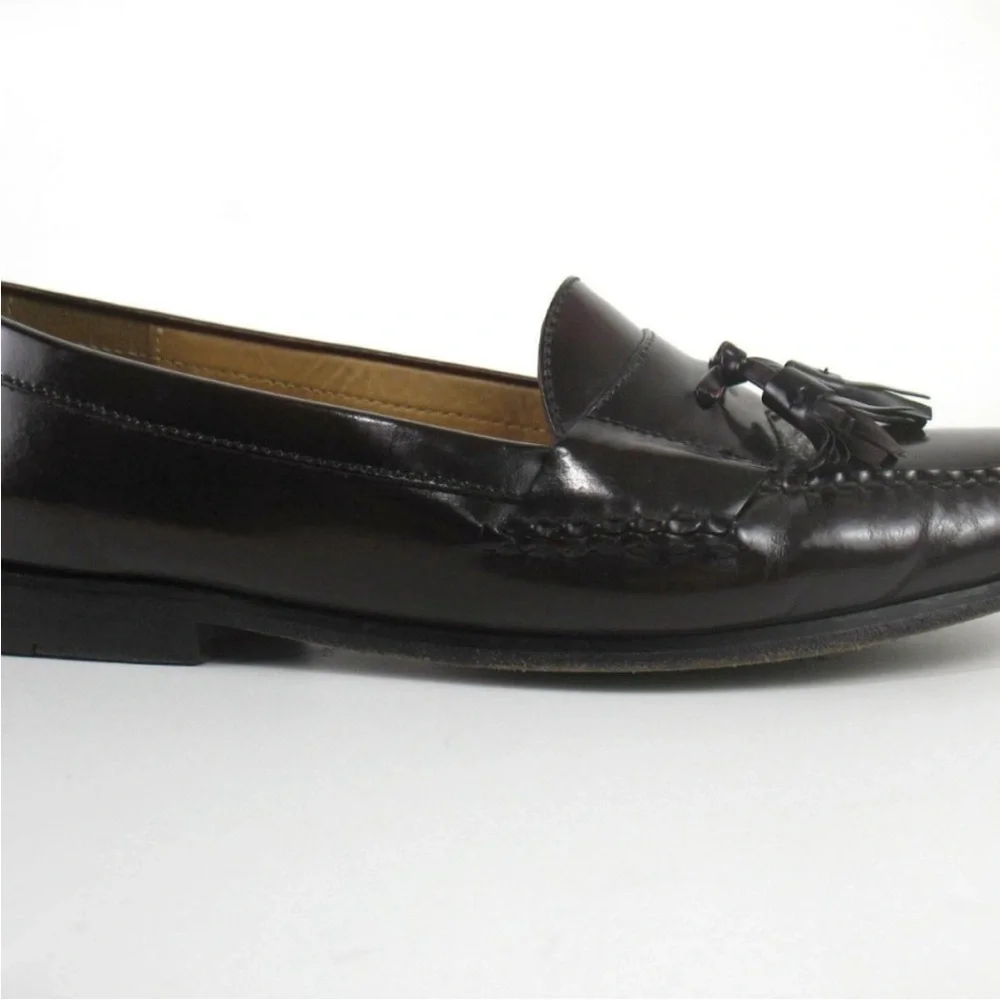 COLE HAAN City Burgundy Pinch Tassel Loafer